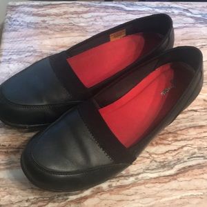 Non slip work shoes.. .. good condition